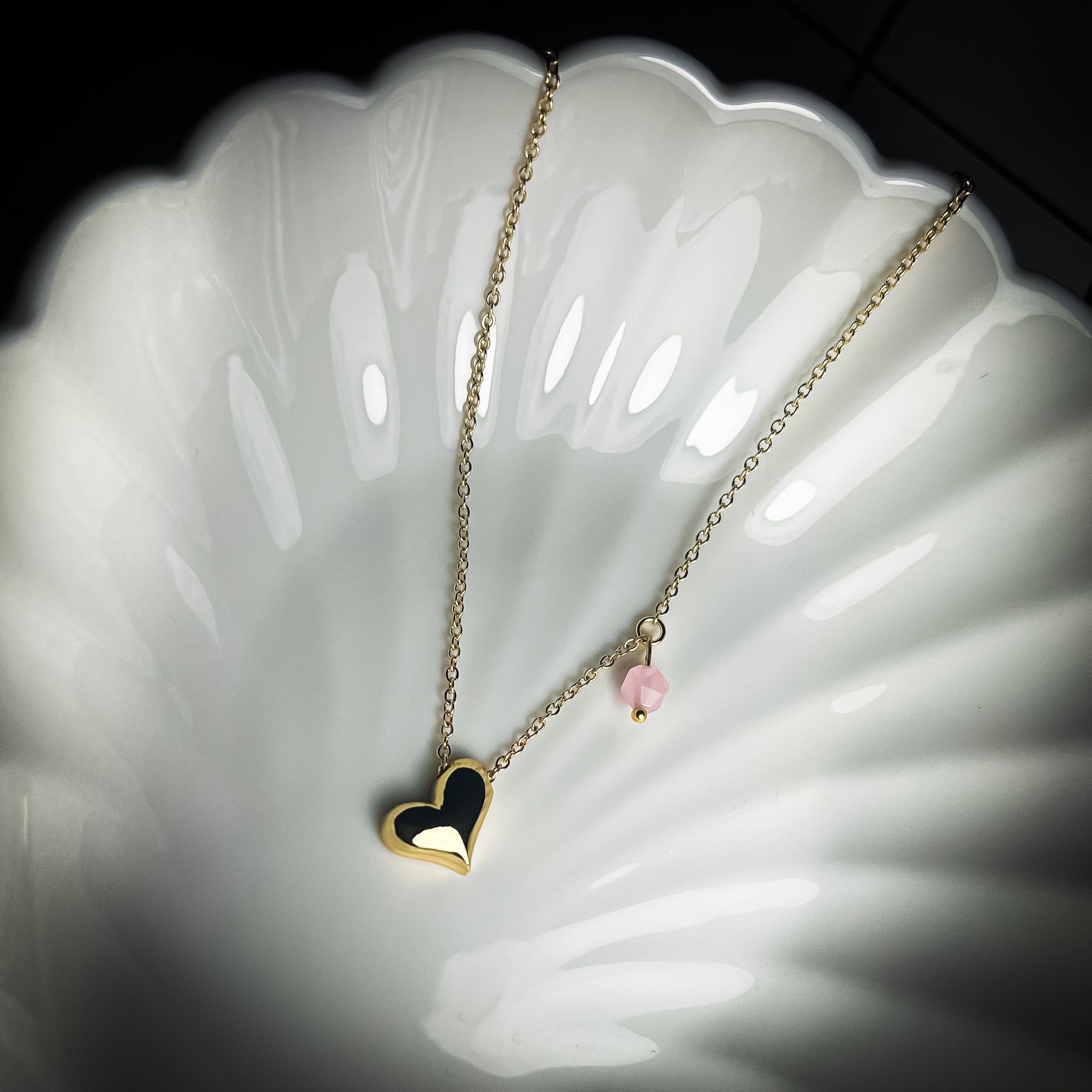 18k Goldplated Radiant Love Necklace Rose Quartz