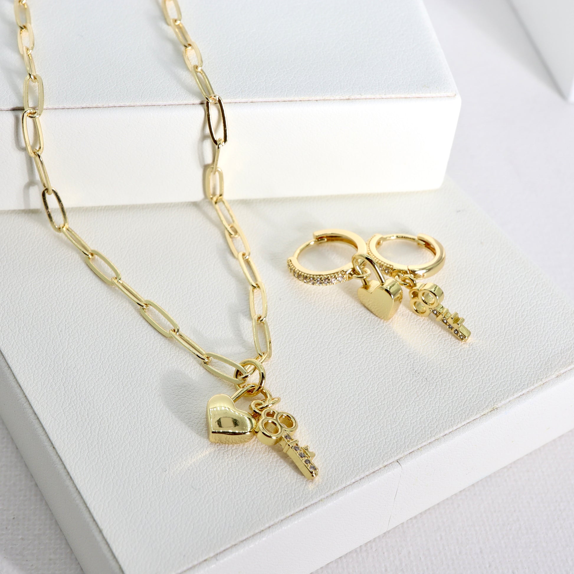 ROMALI 18K Gold-Plated Lock & Key Paperclip Pendant Necklace - ROMALI