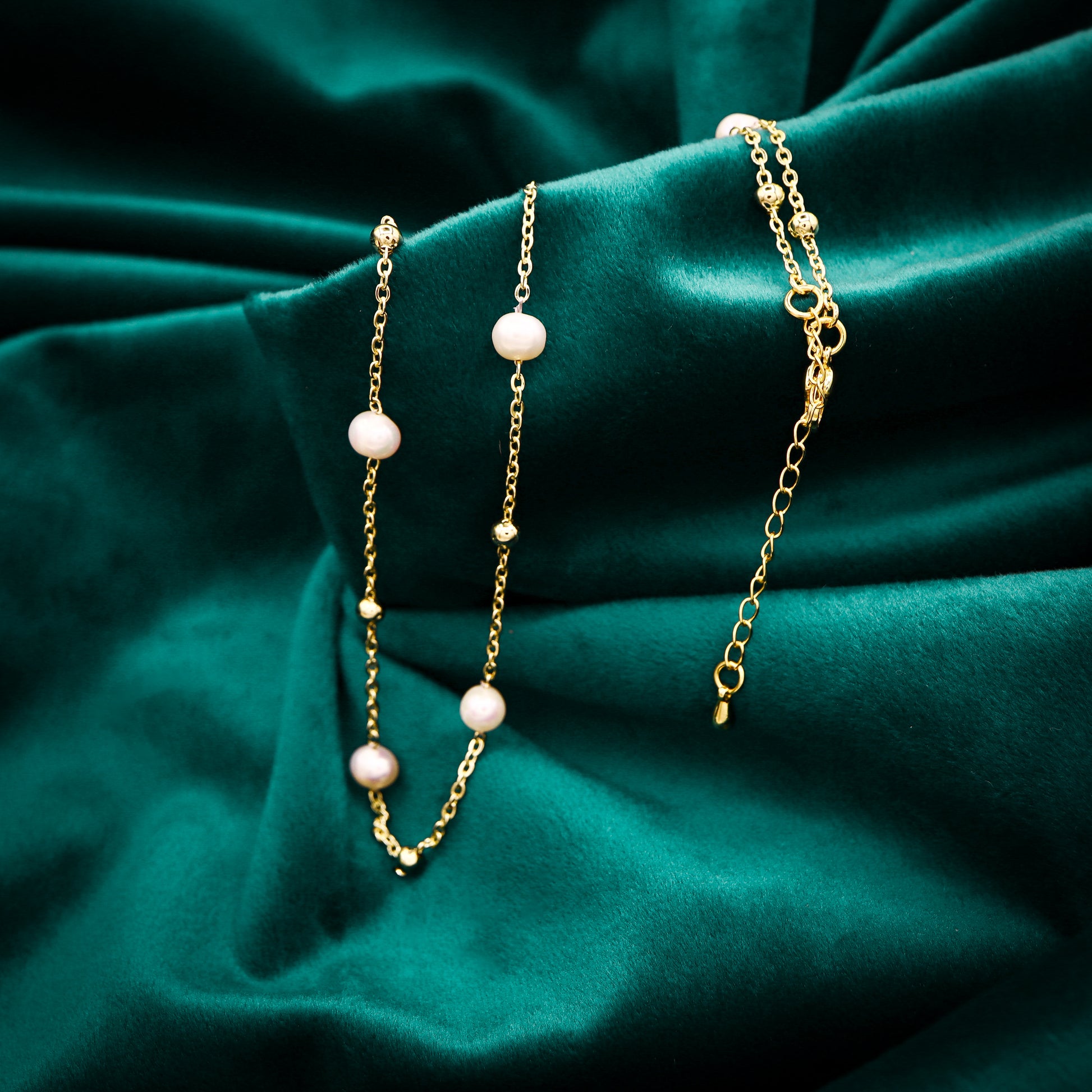 18k Gold-Plated Dainty Floating Pearl Necklace