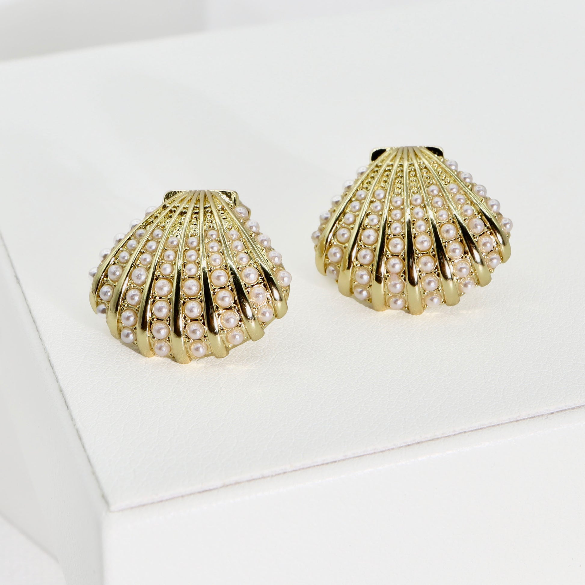 ROMALI 18K Gold-Plated Mini Pearl Shell Stud Earrings - ROMALI