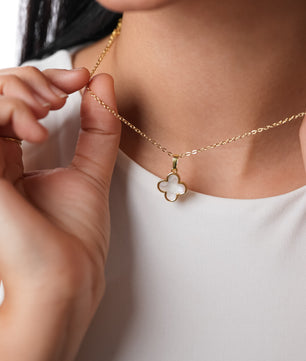 ROMALI 18K Gold-Plated Shell Clover Pendant Necklace - ROMALI