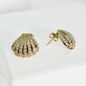 ROMALI 18K Gold-Plated Mini Pearl Shell Stud Earrings - ROMALI