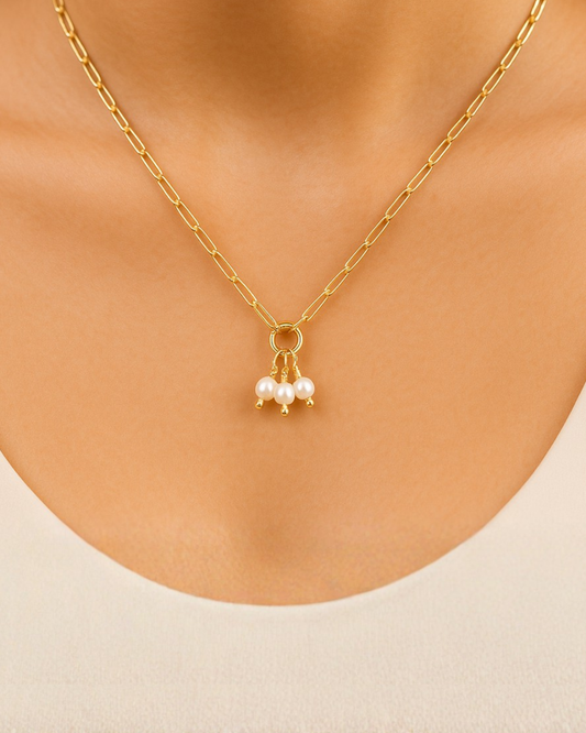 ROMALI 18K Gold-Plated Paperclip Petite Freshwater Pearlies Pendant Necklace