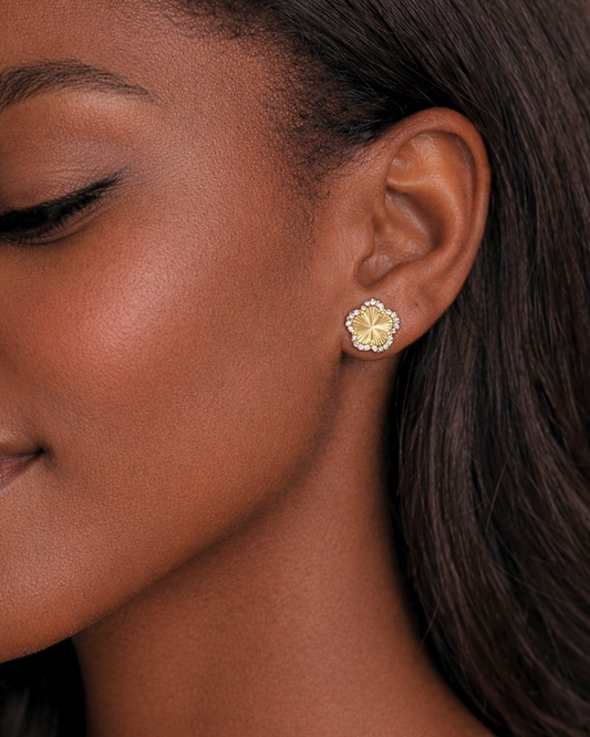 ROMALI Gold Clover Pavé Stud Earrings | 18K Gold-Plated