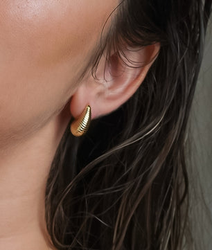 ROMALI 18K Gold-Plated Textured Teardrop Stud Earrings - ROMALI