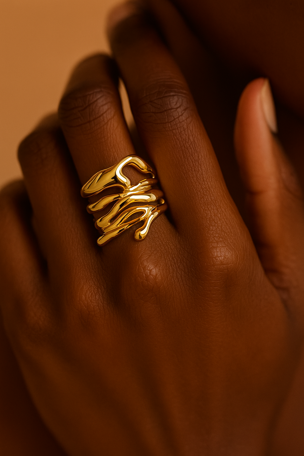 ROMALI 18K Gold-Plated Abstract Wave Ring