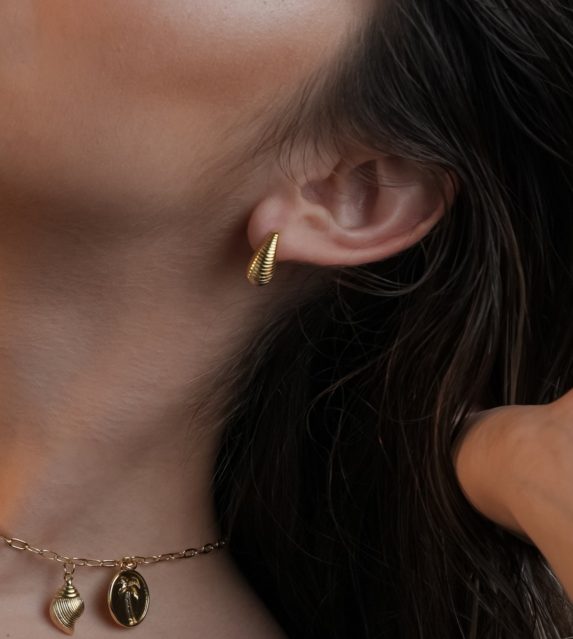 ROMALI 18K Gold-Plated Textured Teardrop Stud Earrings - ROMALI