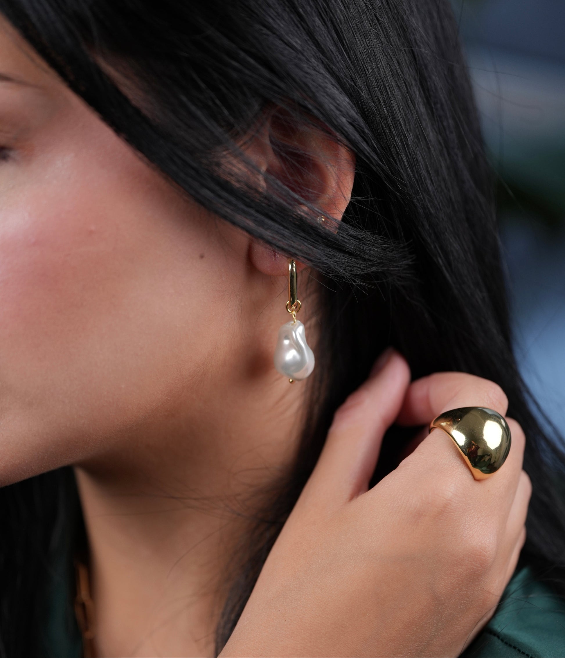 ROMALI 18k Gold-Plated Drop Shell Pearl Rectangle Hoop Dangle Earrings - ROMALI