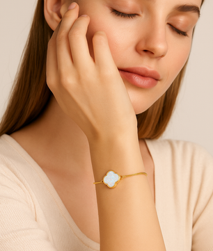 ROMALI 18K Gold-Plated Shimmer Clover Adjustable Bracelet - ROMALI