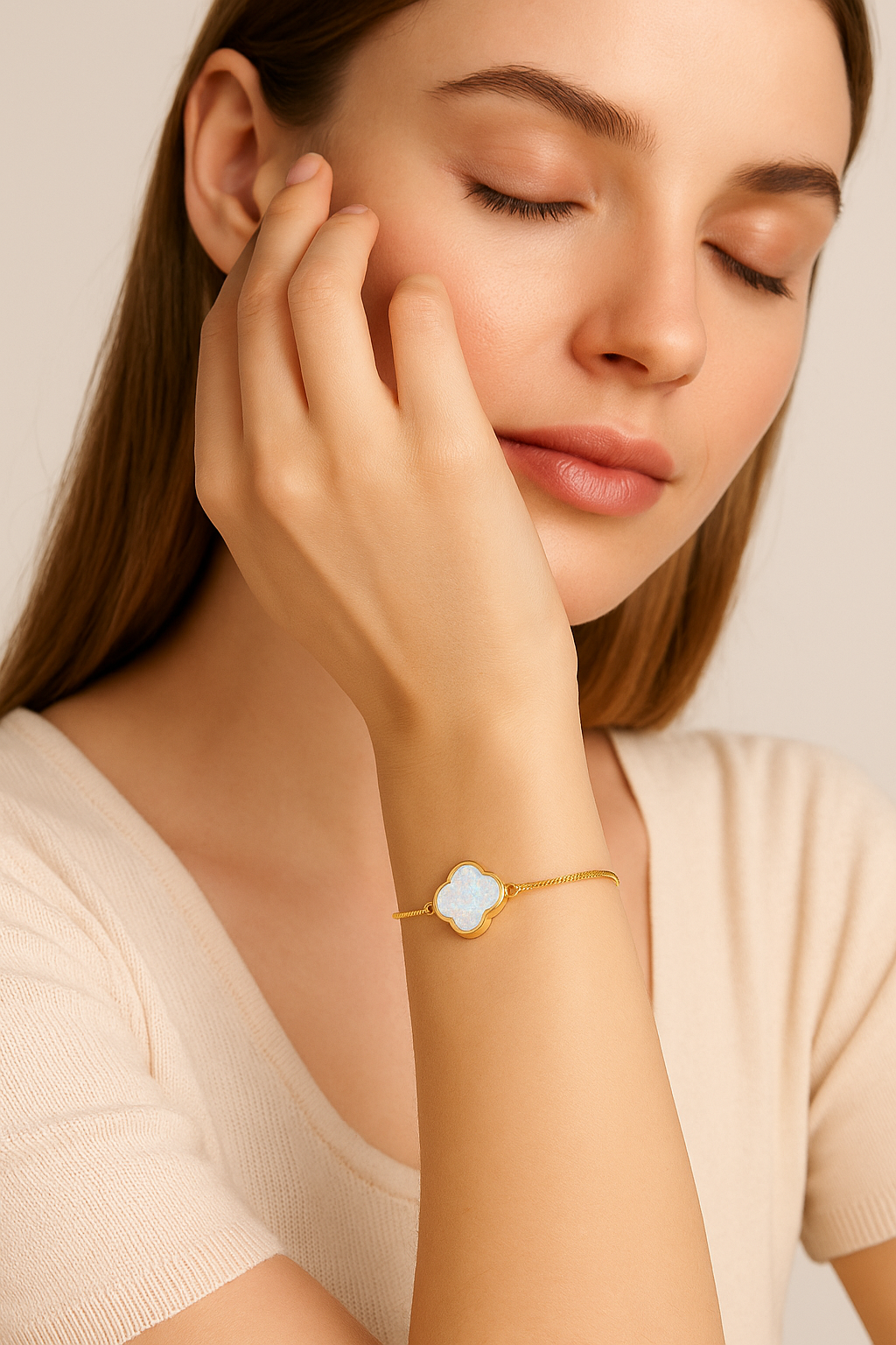 ROMALI 18K Gold-Plated Shimmer Clover Adjustable Bracelet - ROMALI