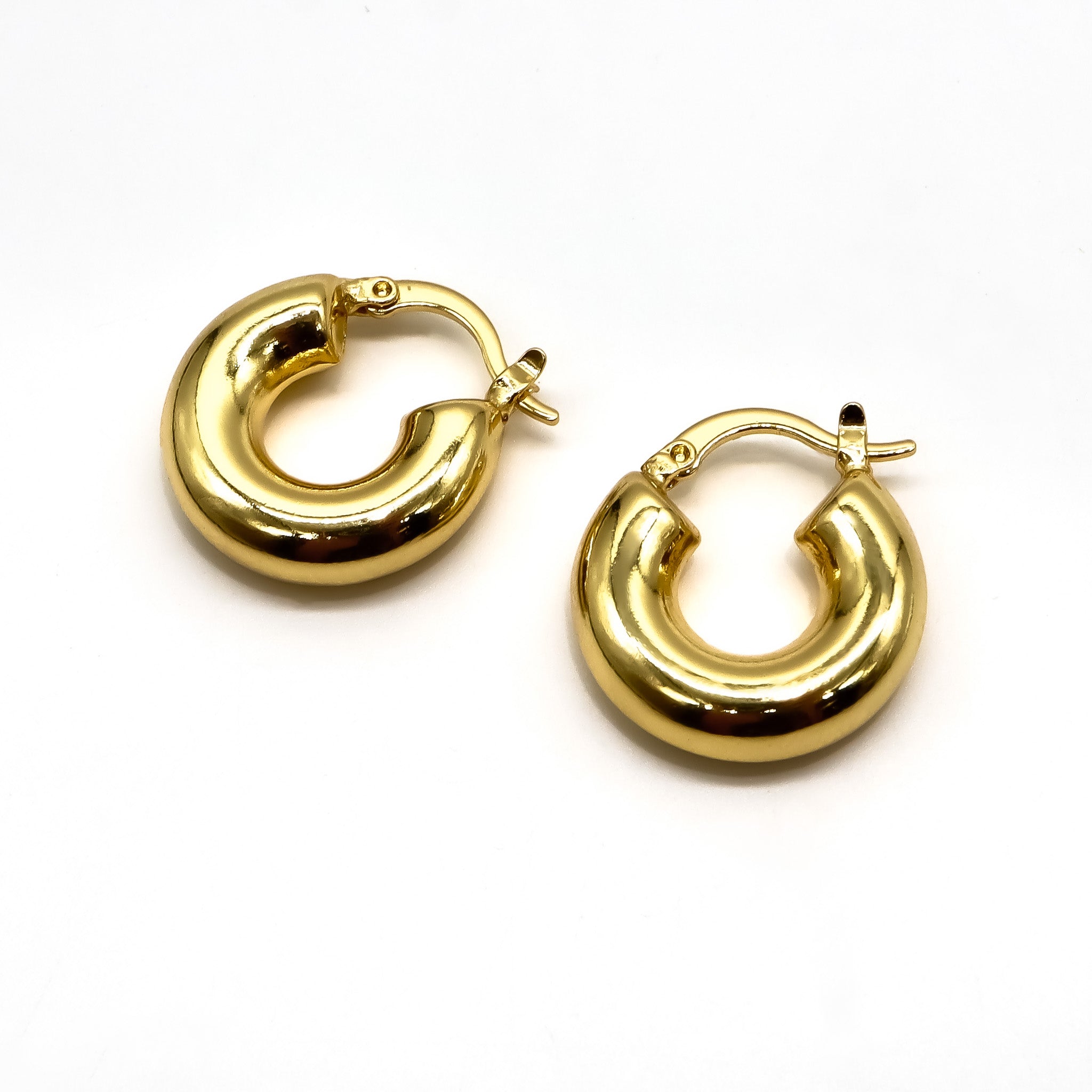 ROMALI 18K Gold-Plated Rounded Hoop Earrings