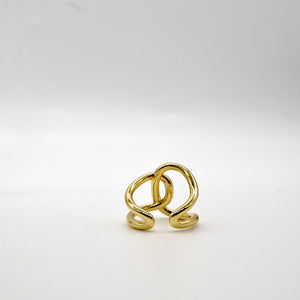 Gold Interlocking Knot Ring – 18K Gold Plated Statement Design