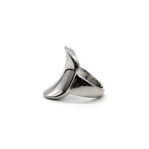 Bold Stainless Steel Dome Ring – High-Polish Finish