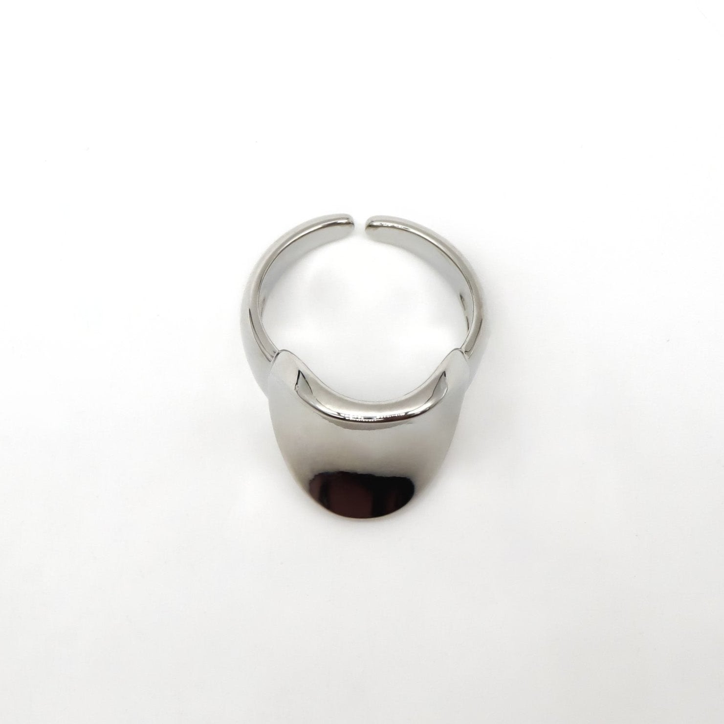 Bold Stainless Steel Dome Ring – High-Polish Finish