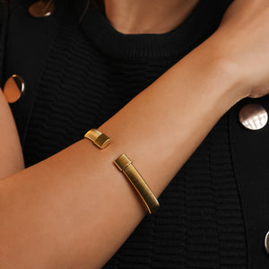 ROMALI 18K Gold-Plated Ribbed Cuff Bracelet - ROMALI