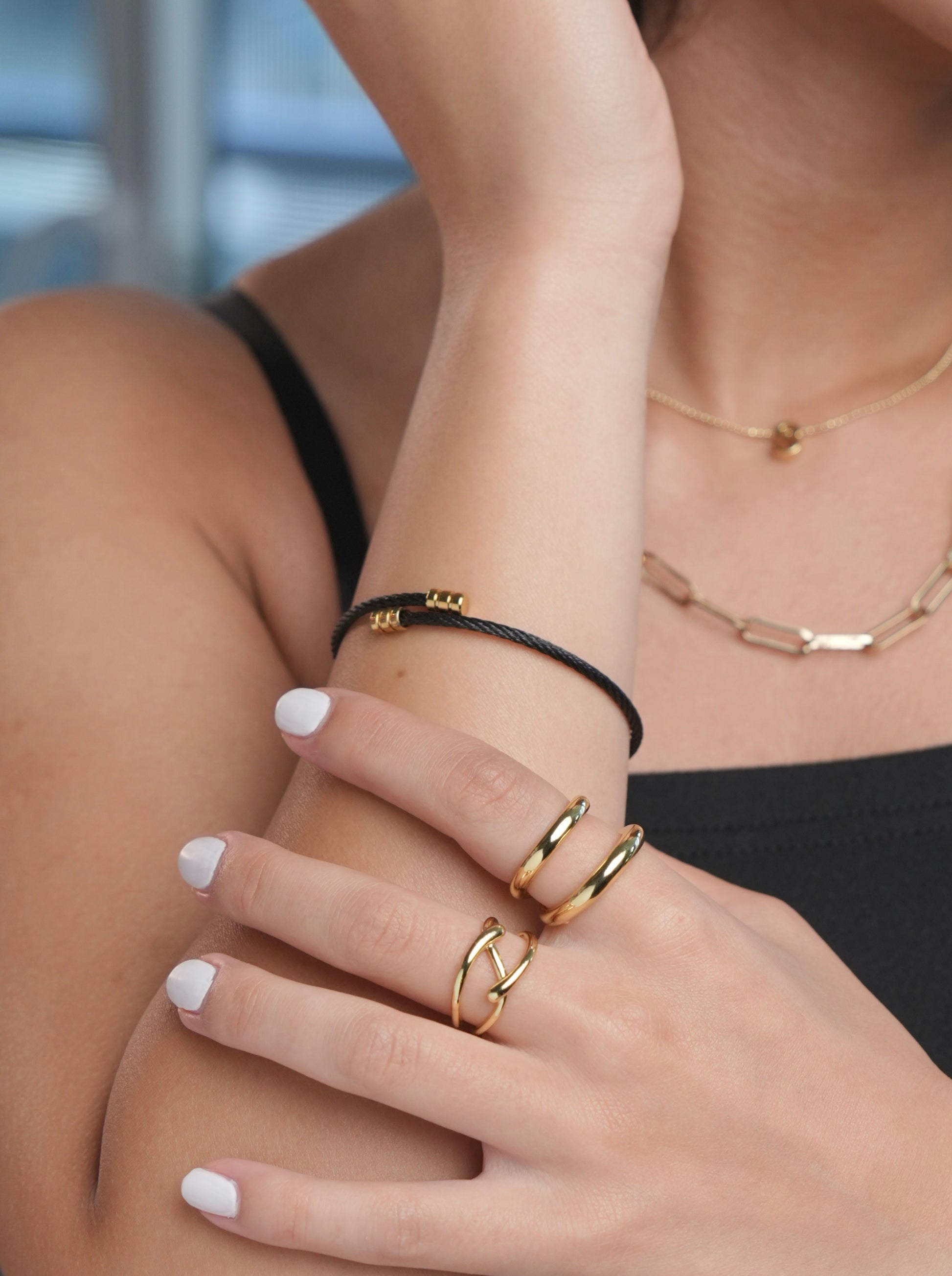 ROMALI 18K Gold Plated Abstract Wrap Ring – Modern Minimalist Design