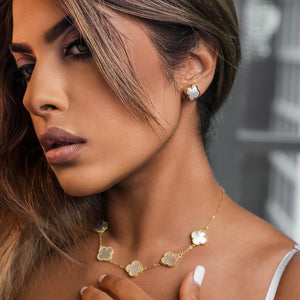 ROMALI 18K Gold-Plated Clover Pearl Stud Earrings - ROMALI