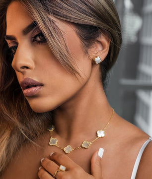 ROMALI 18K Gold-Plated Clover Pearl Stud Earrings - ROMALI