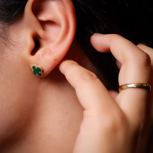 ROMALI 18K Solid Gold Mini Green Malachite Clover Studs