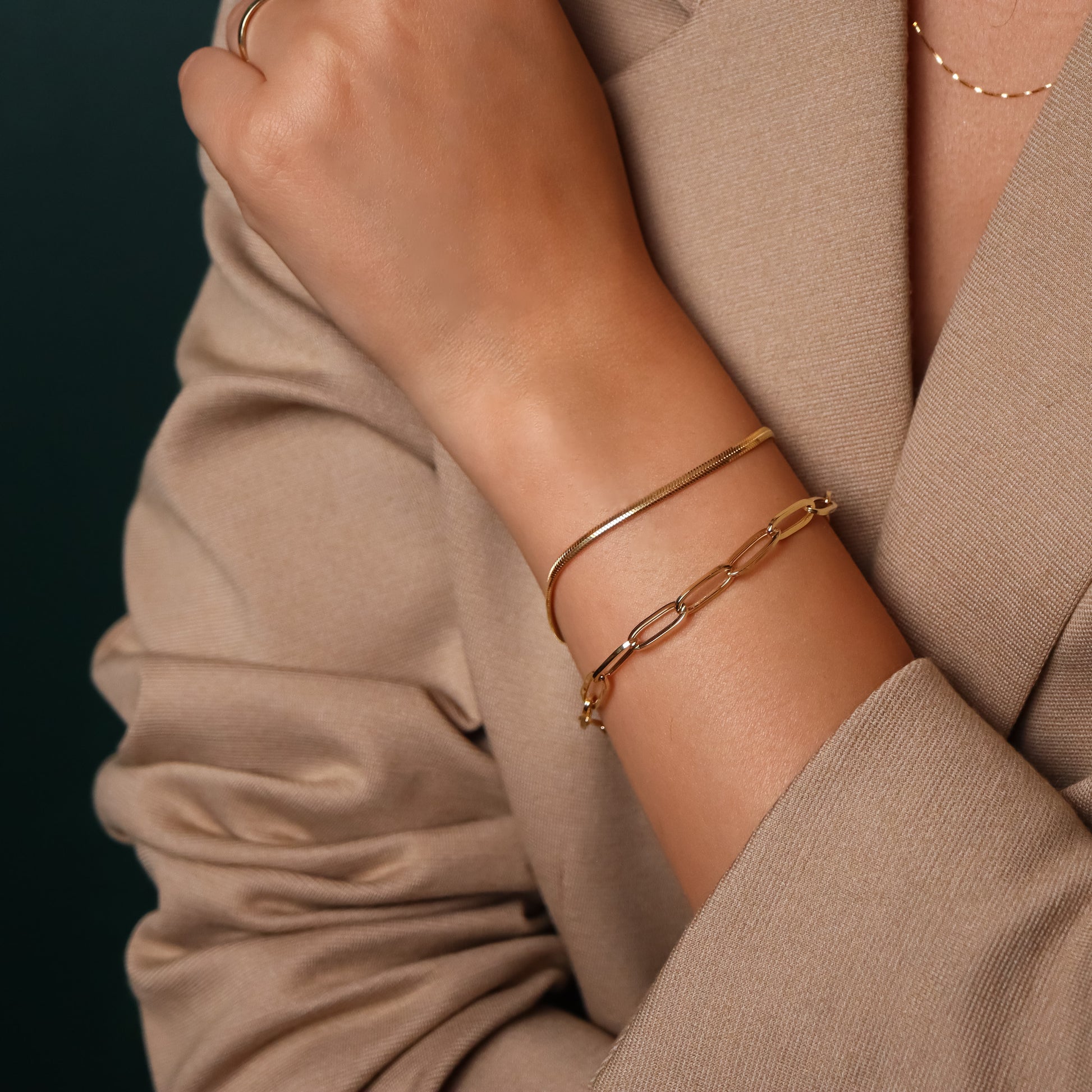 ROMALI 18K Solid Gold Big Paperclip Bracelet