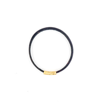 ROMALI Flat Black Leather Matte Gold Magnetic Bracelet - ROMALI