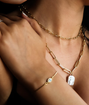 ROMALI 18k Gold-Plated Paperclip Freshwater Pearl Pendant Necklace - ROMALI