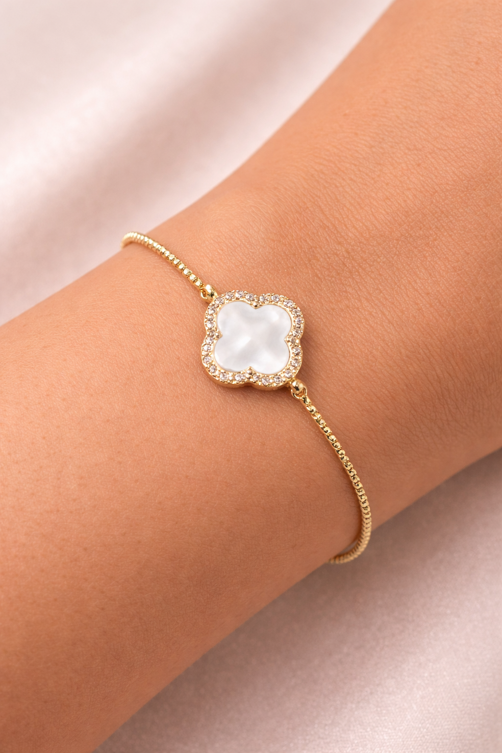 ROMALI Clover Shell Slider Bracelet | 18K Gold-Plated