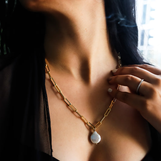 18k Gold-Plated Paperclip Necklace - Round Freshwater Pearl - ROMALI